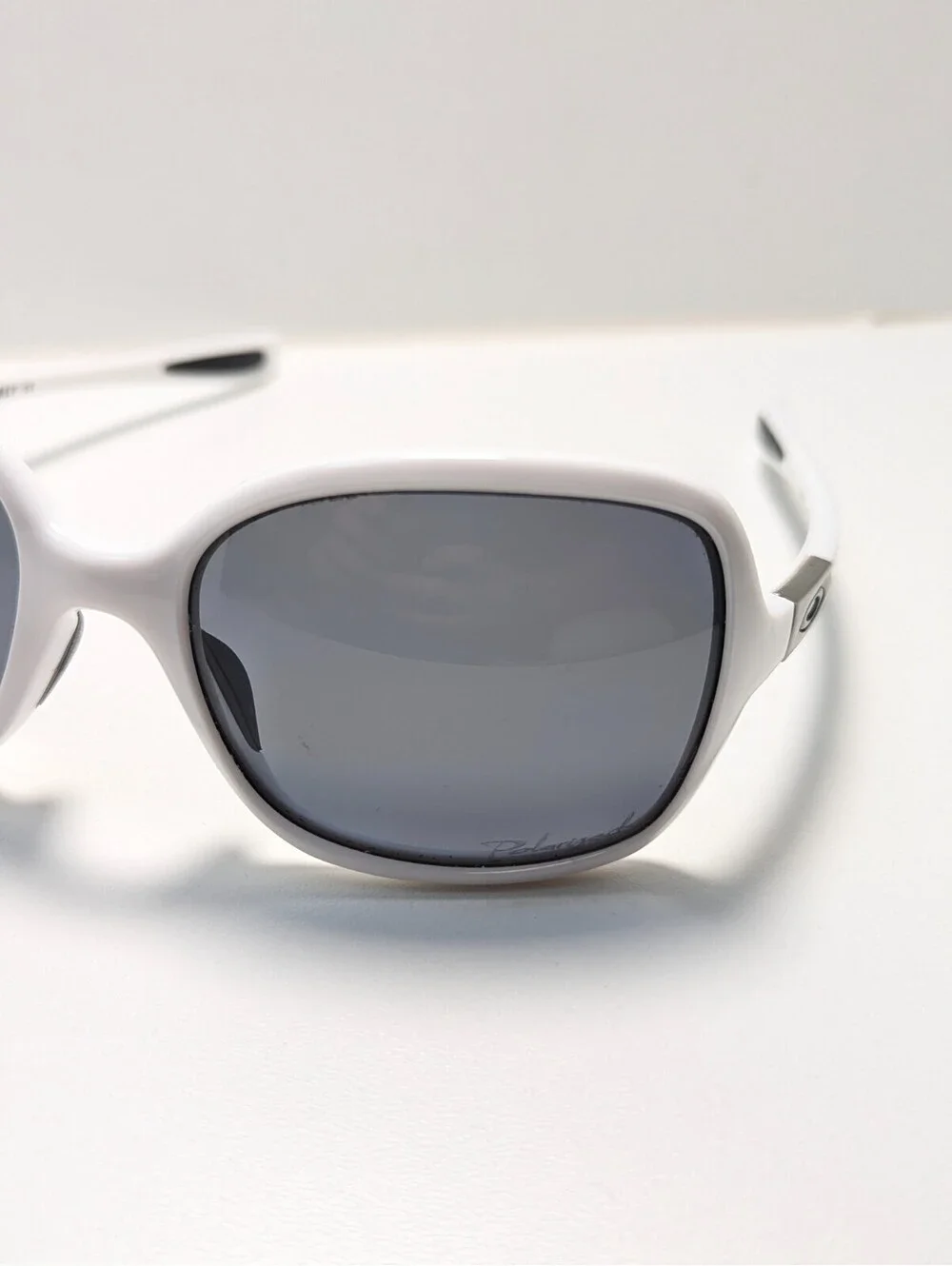 Oakley Obsessed Casual Gray UV White Oversized Square Women’s Fashion Sunglasses